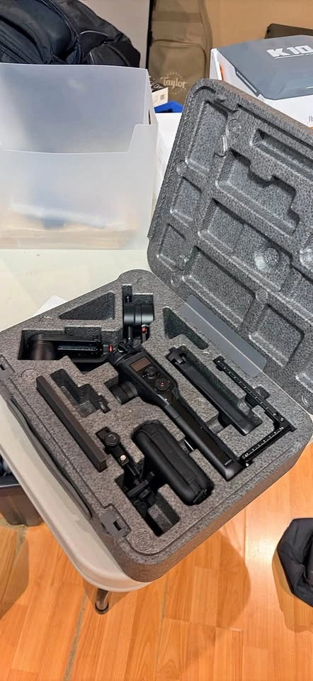 Moza AirCross 2 camera gimbal