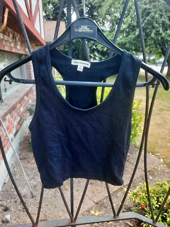 Zenana Outfitters Black Crop Tank Top