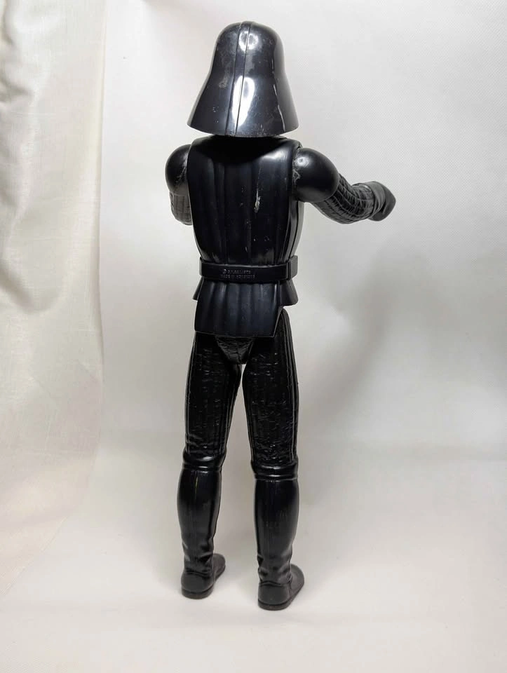 Vintage Kenner Star Wars Darth Vader 15" Large Action Figure 197 - photo 5