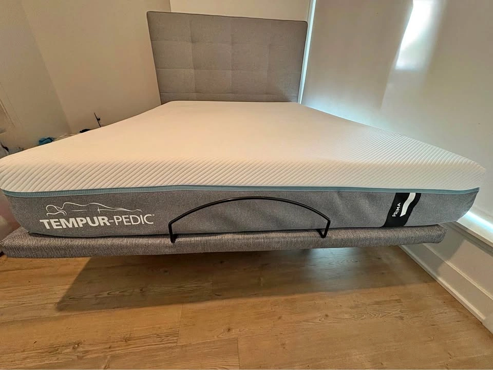 Queen size bed set—Tempur-Pedic mattress, Leggett & Platt adjust