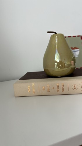 Shiny Pear Green Figurine - photo 3
