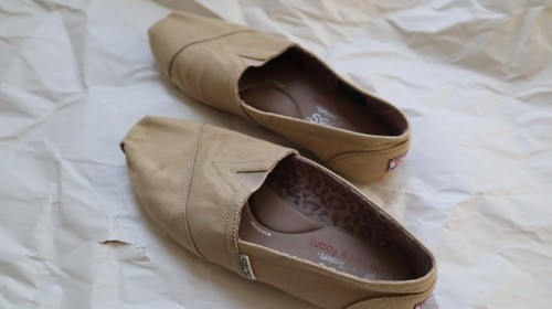 BOBS by SKECHERS Women's Breeze Memory Foam Slip-on Shoes 8.5 Be - photo 4