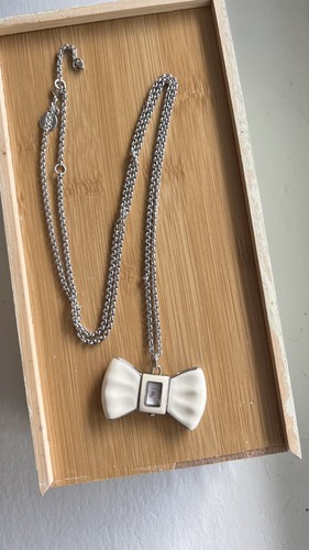 Marc Jacobs Necklace White Bow - photo 2