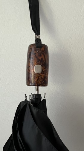 Vintage Jones New York Premium Folding Umbrella - photo 2