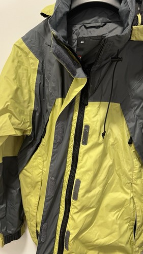 rain jacket women - photo 3