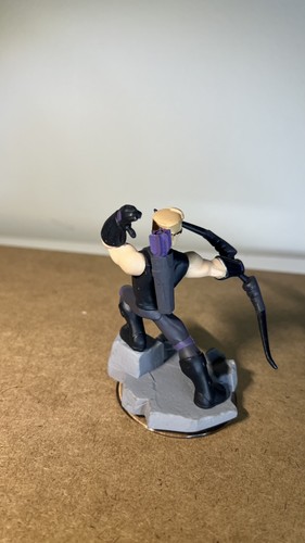Disney Infinity 2.0 Marvel Avengers Hawkeye Figure - photo 5