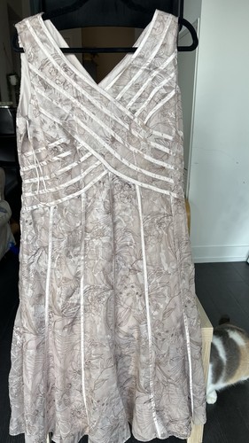Jacques Vert sleeveless floral formal dress Y2k Style