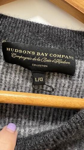 Hudson Bay 100% Cashmere Grey Sweater - photo 2