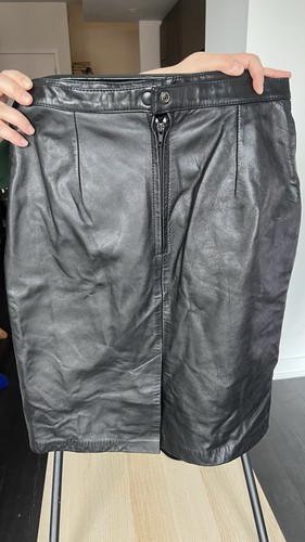 Genuine Leather Black Skirt – Textured Panel Detail – Knee Lengt - photo 2