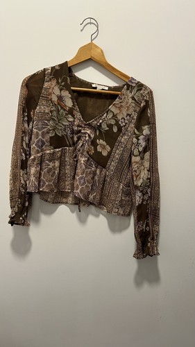 American Eagle Long Sleeve Floral Top