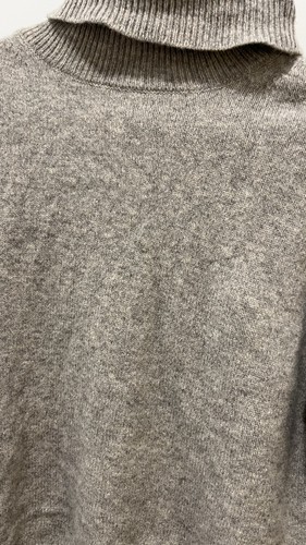 uniqlo Turtleneck Grey sweater women - photo 2