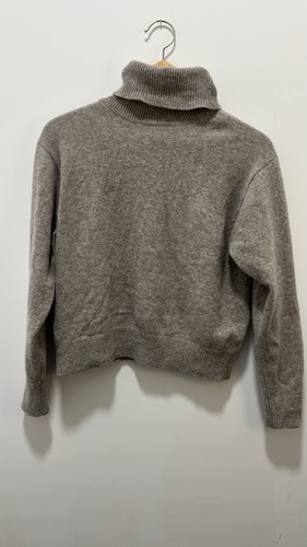 uniqlo Turtleneck Grey sweater women - photo 4