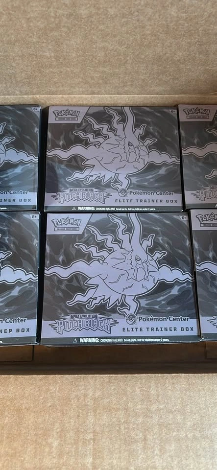 Pokémon Center Pitch Black Elite Trainer Box - photo 3