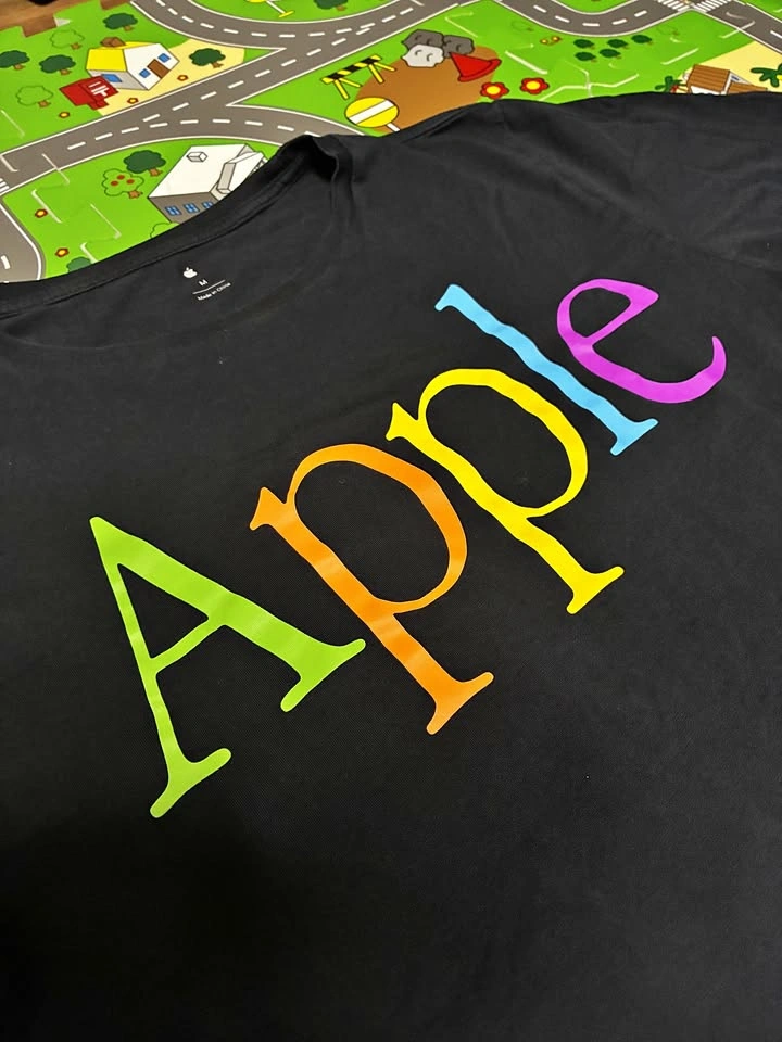 Retro Vintage Apple Tshirt
