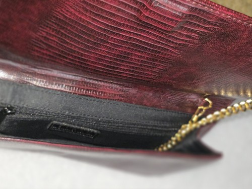 Burgundy Embossed Zip Clutch Bag Gold Chain Shoulder Strap - photo 2