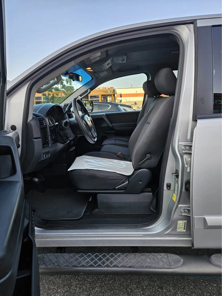 2013 Nissan Titan Crew Cab - photo 4