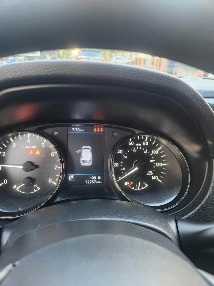 2021 Nissan Rogue - photo 2