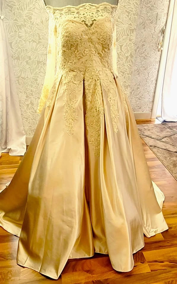 JJ's House Off-The-Shoulder Lace Wedding Dress - photo 2