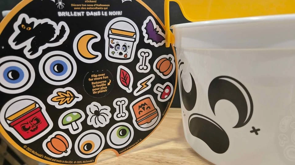 2 Mcdonald's Trick-or-Treat Buckets - photo 3