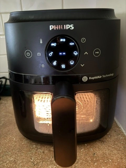 Philips 2000 Series Digital Airfryer with Window (Excellent Cond - photo 2