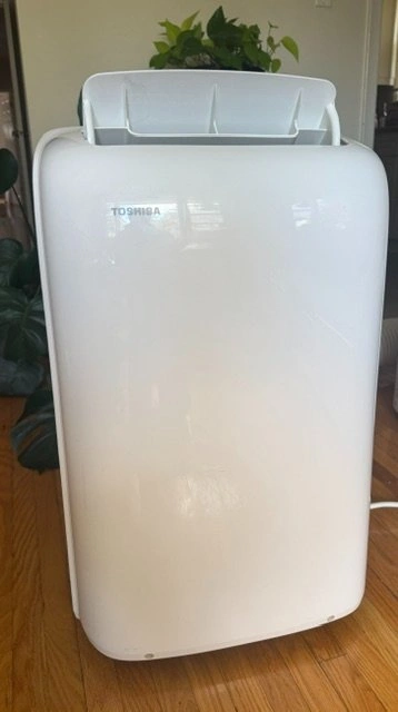 Toshiba 12,000 BTU Portable Air Conditioner (RAC-PD1211CRC) - photo 2