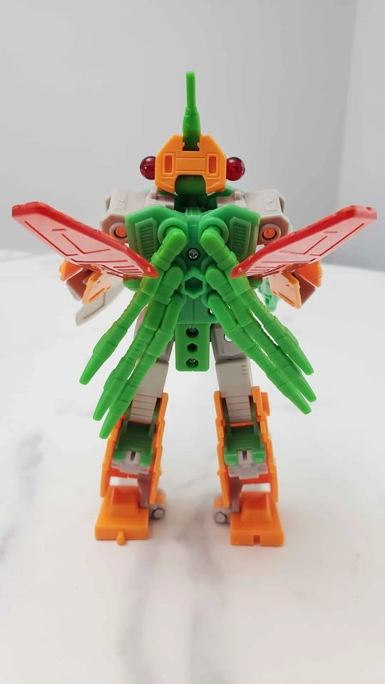 Transformers Legacy Evolution Deluxe Class Insecticon Venin - photo 3