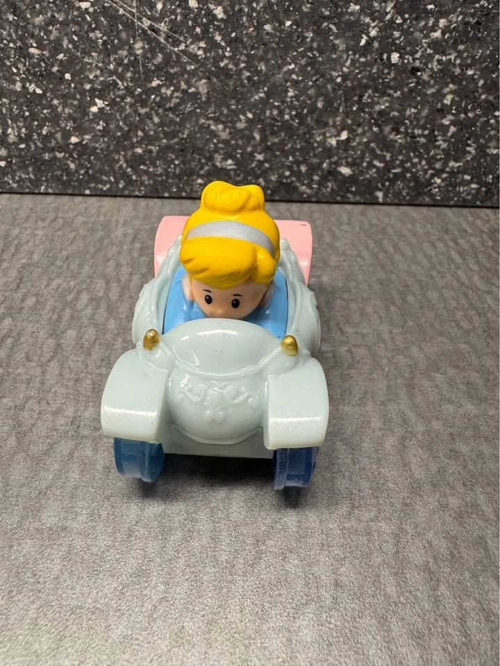 Rare Little People Cinderella Wheelies car - photo 2