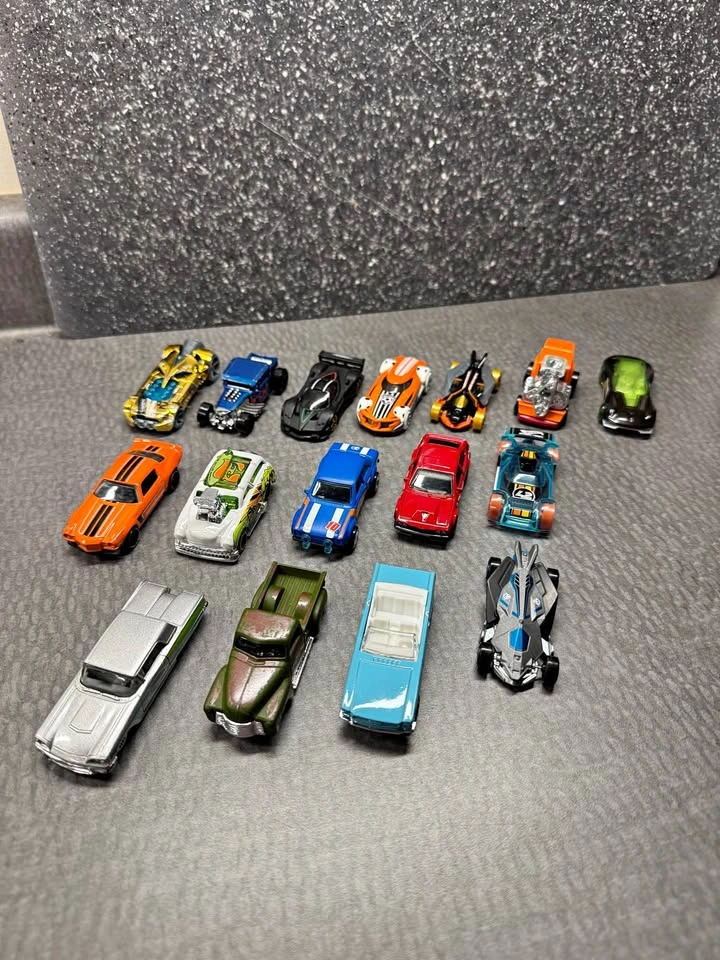 Hot Wheels