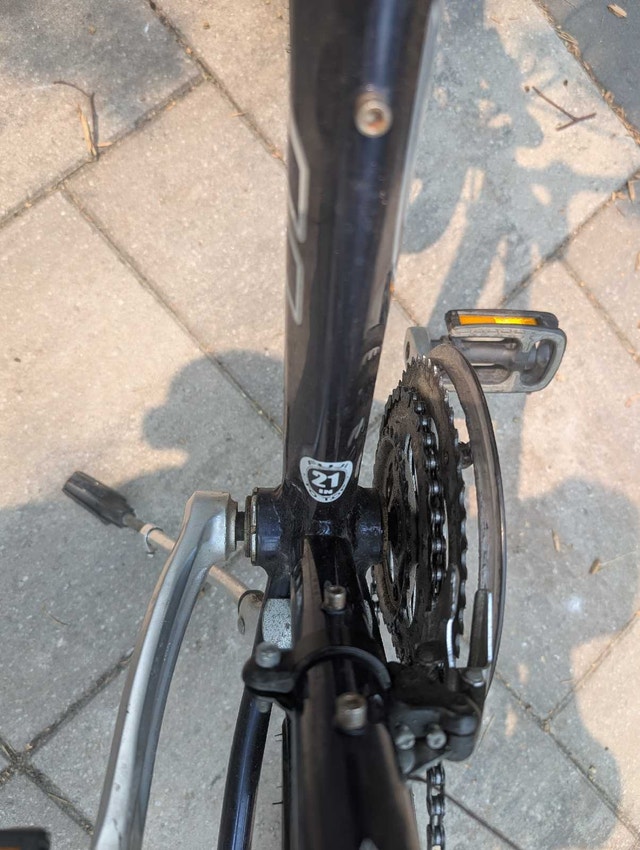 Fuji crosstown commuter bike - photo 4