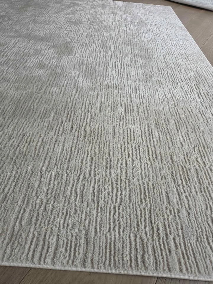 NEW Calvin Klein Captivating Area Rug – Ivory/Grey | 5'3" × 7'3" - photo 2