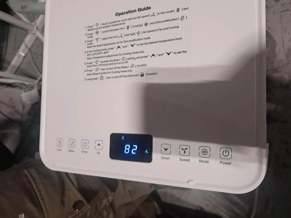 Portable 8000 BTU Air Conditioner – 4-in-1 – Like New - photo 3