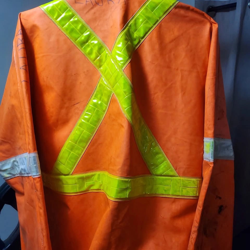 Pioneer high-vis waterproof fireproof raingear jacket - photo 3