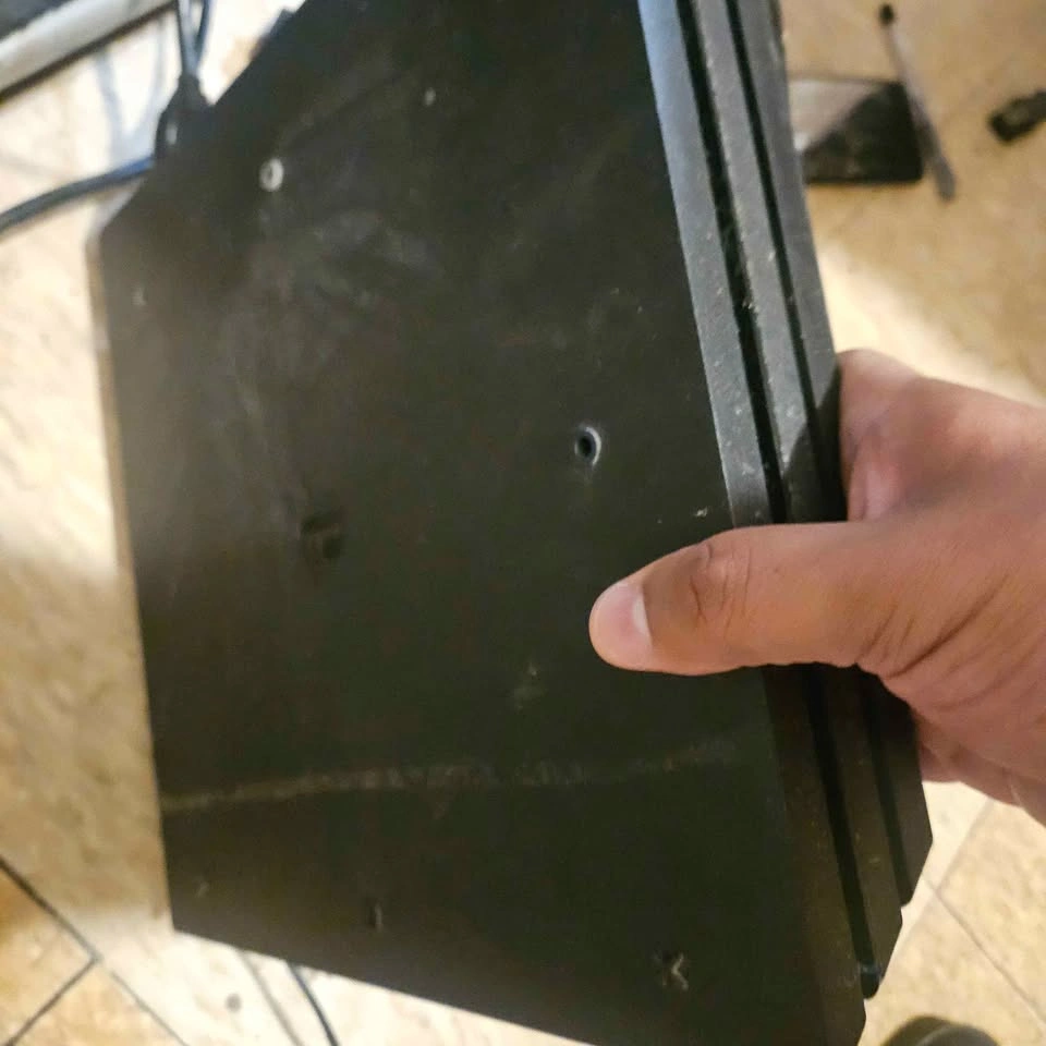Sony PlayStation 4 Pro with Red Controller - photo 5