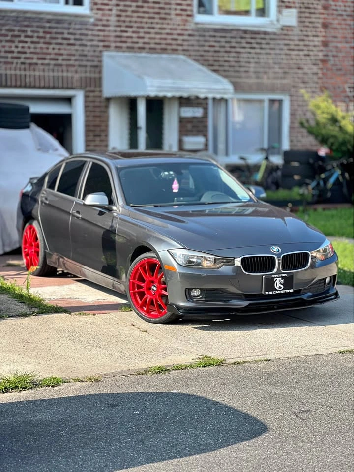 2013 BMW 3 Series · 320i xDrive Sedan 4D