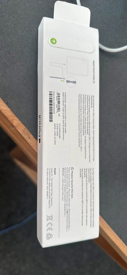 Apple Pencil USB C - photo 2