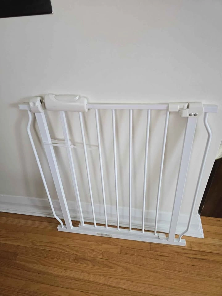 Baby Gate 29 - 34 inch / 74-86cm - photo 2