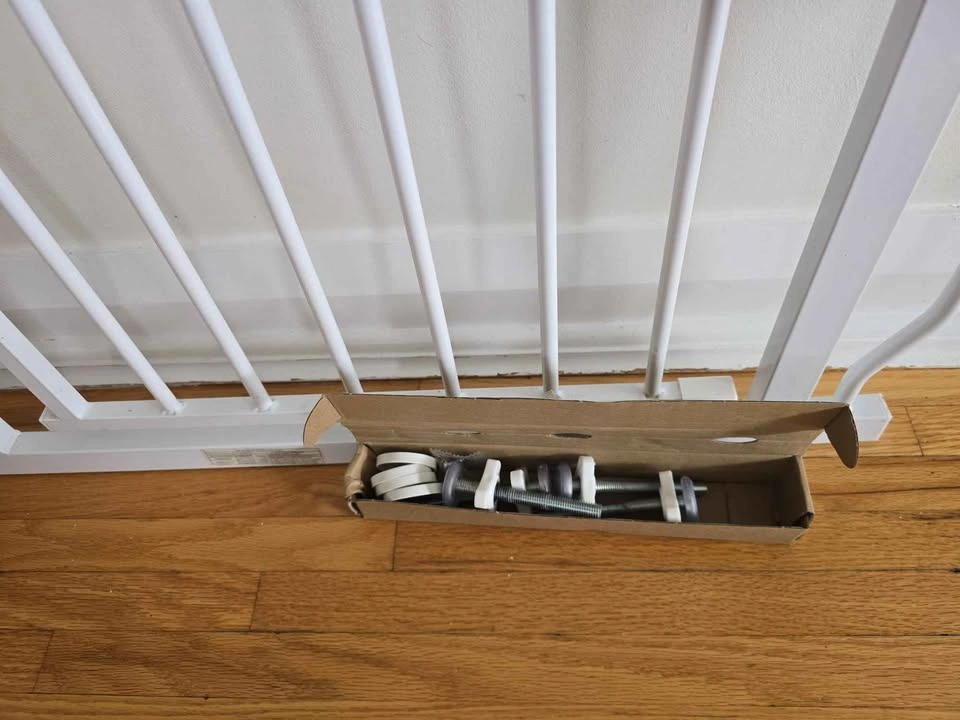 Baby Gate 29 - 34 inch / 74-86cm - photo 4