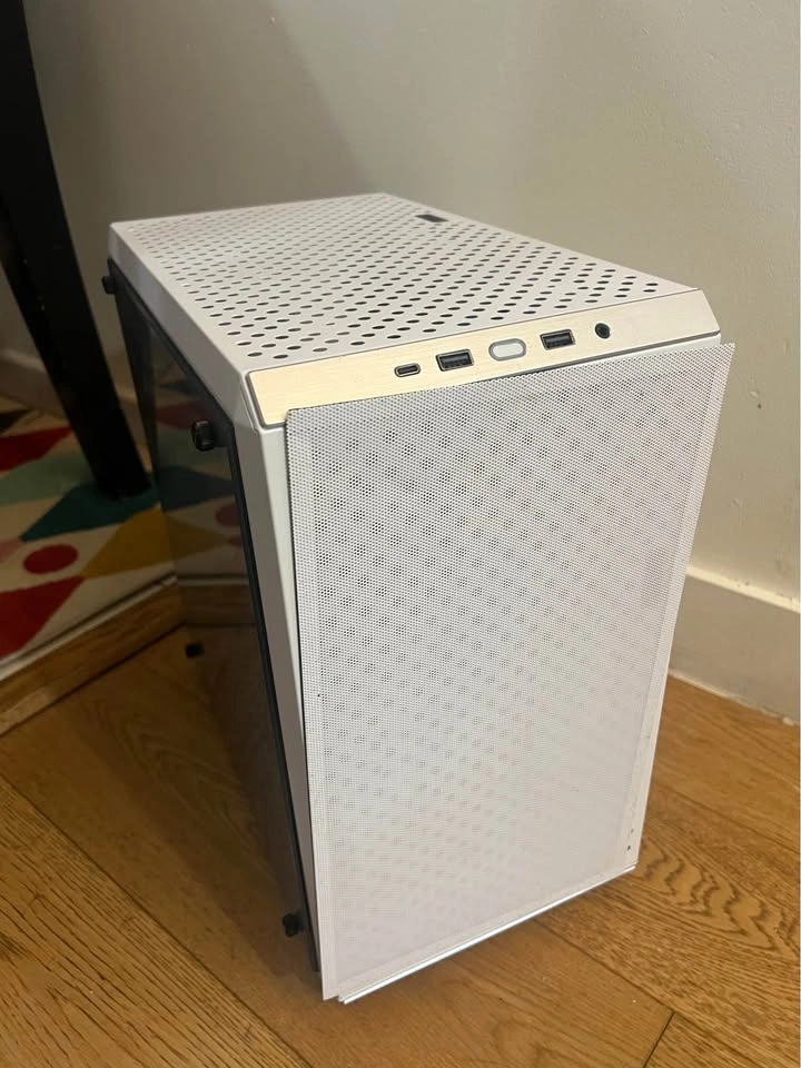 Cooler Master Q300L V2 White Micro-ATX Case - photo 3