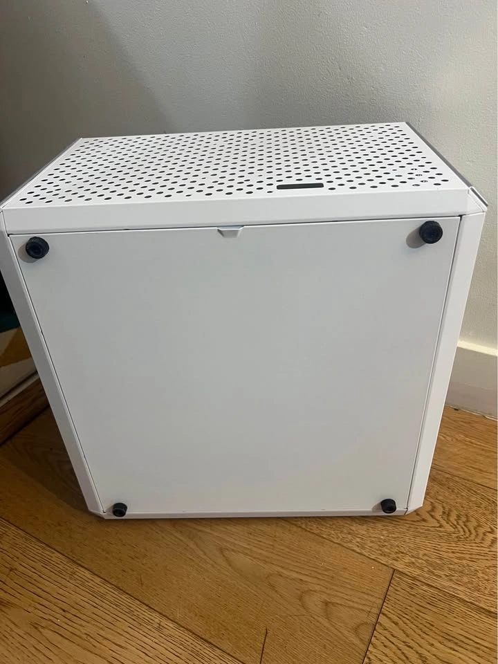 Cooler Master Q300L V2 White Micro-ATX Case - photo 4