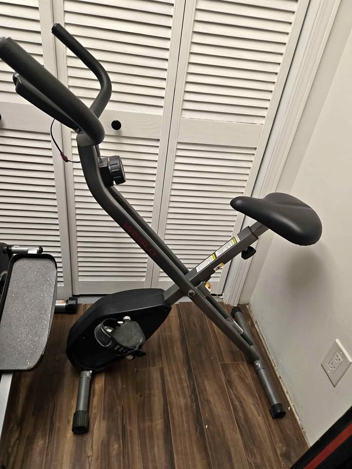 Weslo Folding Exercise Bike