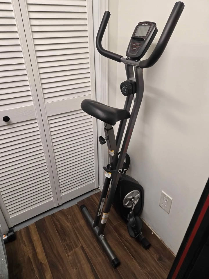 Weslo Folding Exercise Bike - photo 2
