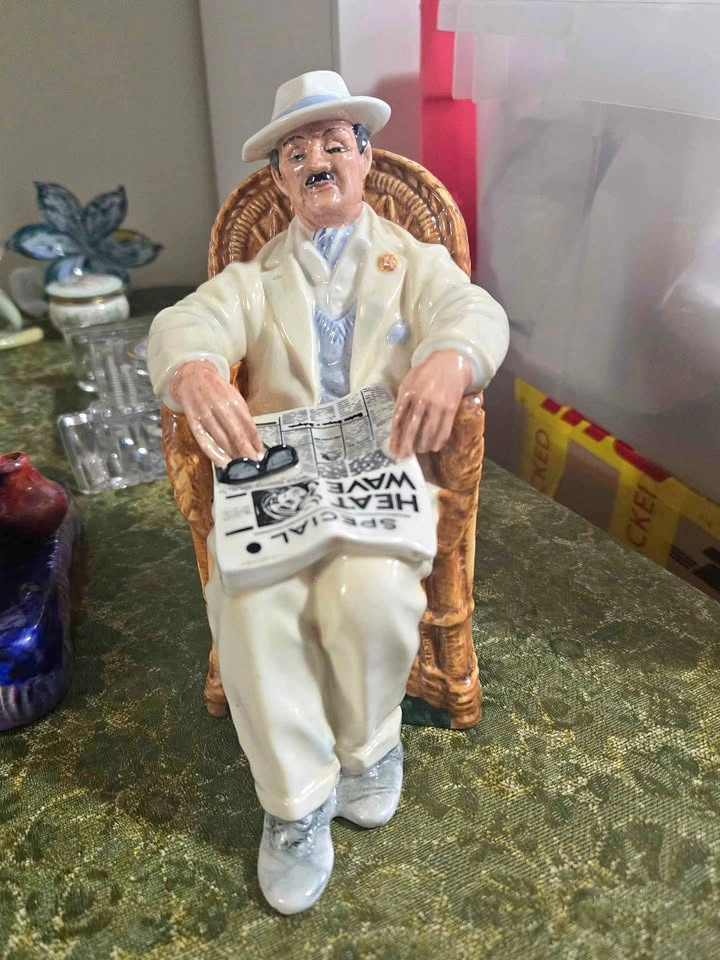 Royal Doulton Taking Things Easy