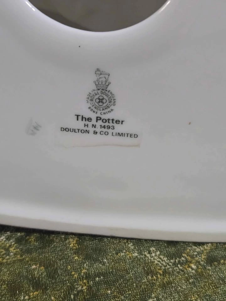 Royal Doulton The Potter - photo 2