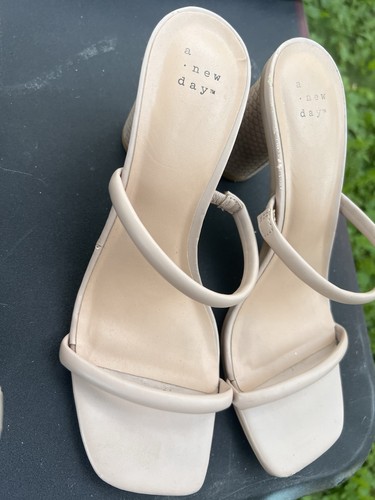 Aerosoles Women’s Beige Snakeskin Leather Strappy Ankle Strap Sa - photo 5