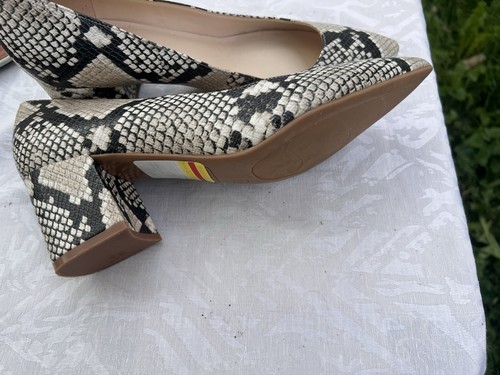 Nine West Women’s Black & White Snake Print Block Heel Pump 10 - photo 5