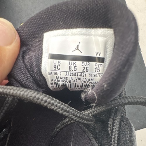 Jordan Ultra Fly 2 Unisex Kids Low Top Sneakers Black/White US 9 - photo 3