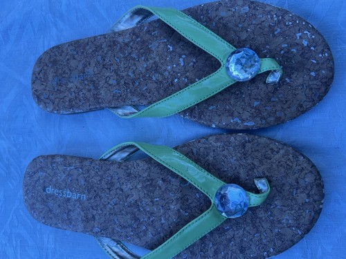 dressbarn Women's Green/Brown Leather Thong Sandals Size 12 - photo 5