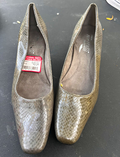 Aerosoles Women’s Gray Snake Print Leather Kitten Heel Pump 5