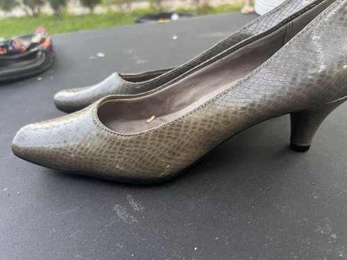 Aerosoles Women’s Gray Snake Print Leather Kitten Heel Pump 5 - photo 5
