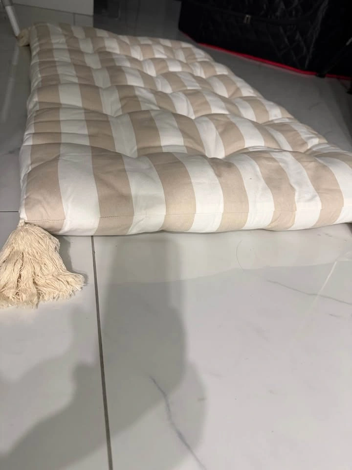 H&M fluffy mat - photo 2